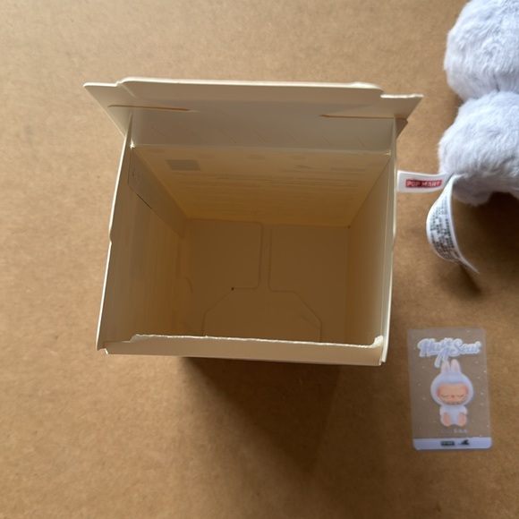 Have a Seat Labubu Zizi Plush Keychain from Pop Mart with Box and Card - Picture 10 of 10